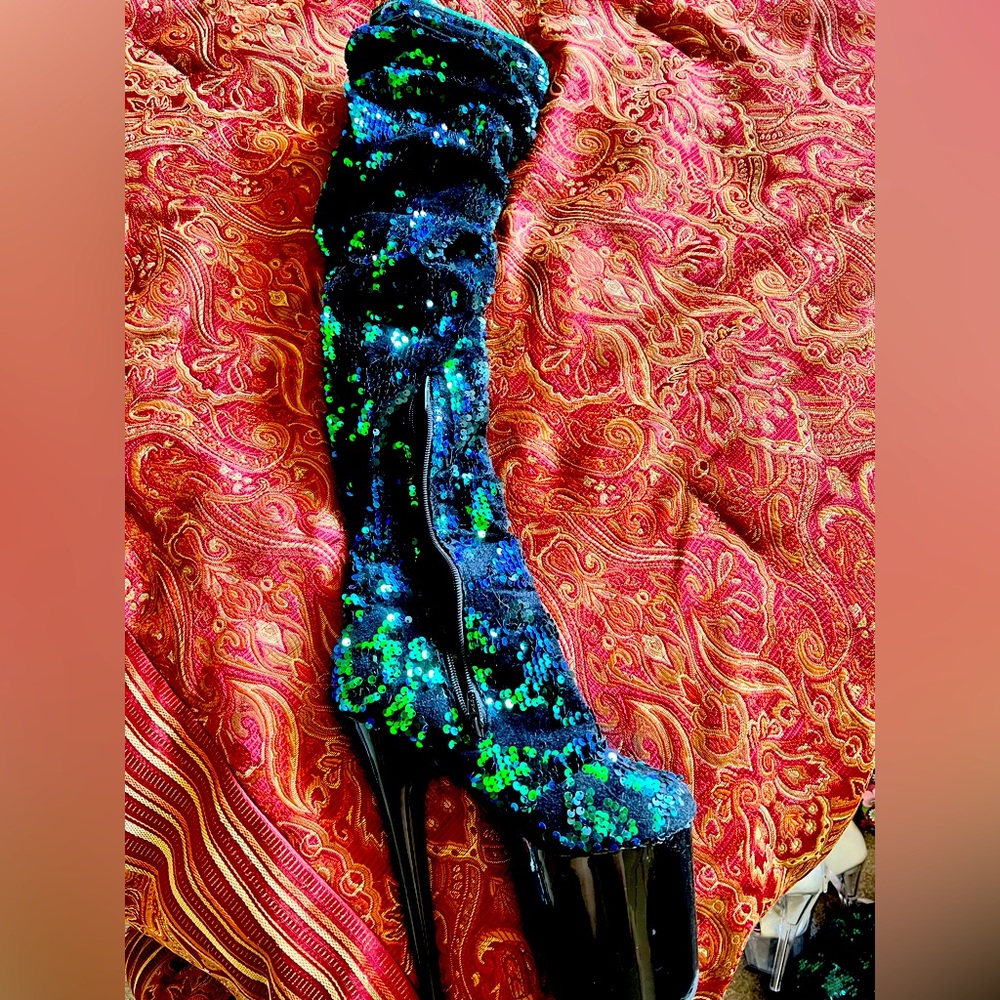 Sequenced ,knee-high, Pleaser stiletto .Made with comfortable and soft lining !